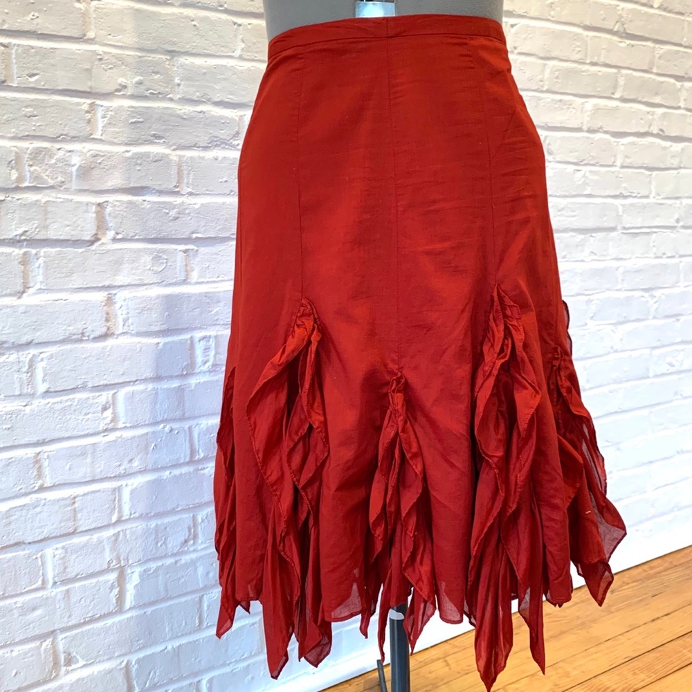 Anthro brand odielle red flouncy skirt
